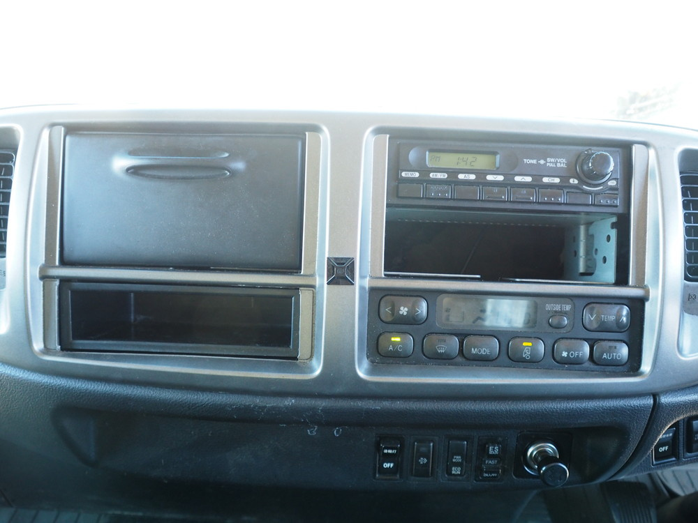 日野 レンジャー ウイング車 中型 TKG-FD7JLAA 年式 H26[写真31]