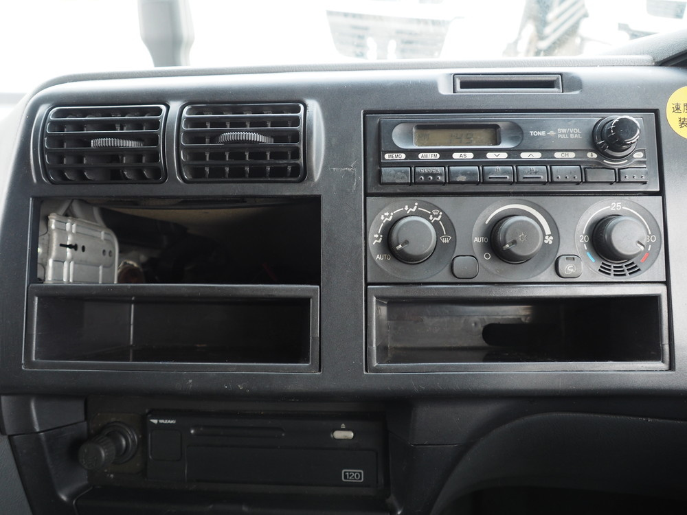 三菱ふそう スーパーグレート ウイング車 大型 BDG-FS54JZ 年式 H21[写真24]