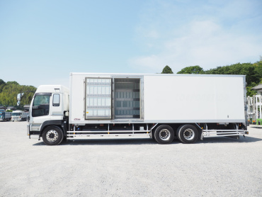 いすゞ ギガ 冷凍バン 大型 QKG-CYL77AA 年式 H27[写真14]