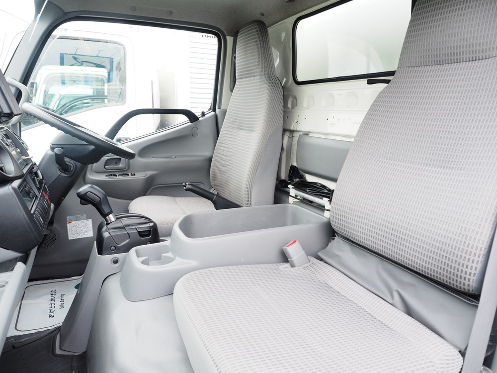 日野 デュトロ 冷凍バン 小型 TPG-XZC605M 年式 H30[写真31]