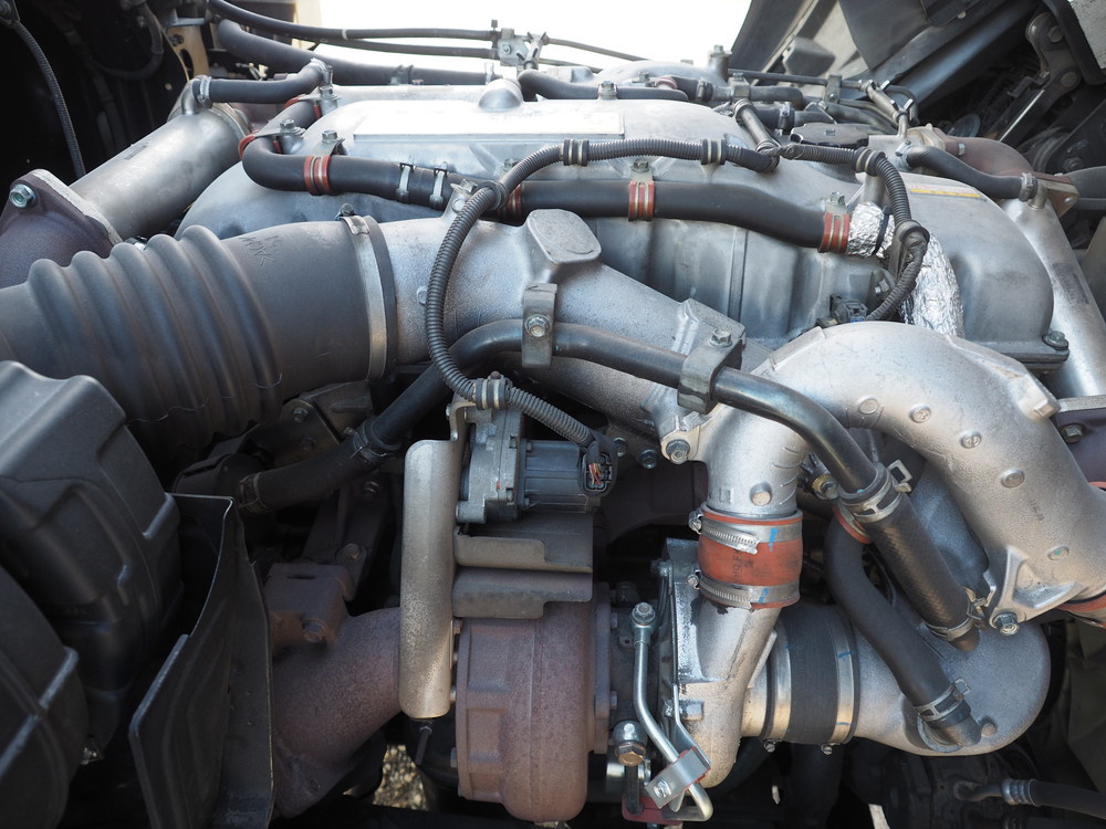 いすゞ ギガ ウイング車 大型 QKG-CYL77A 年式 H26[写真46]