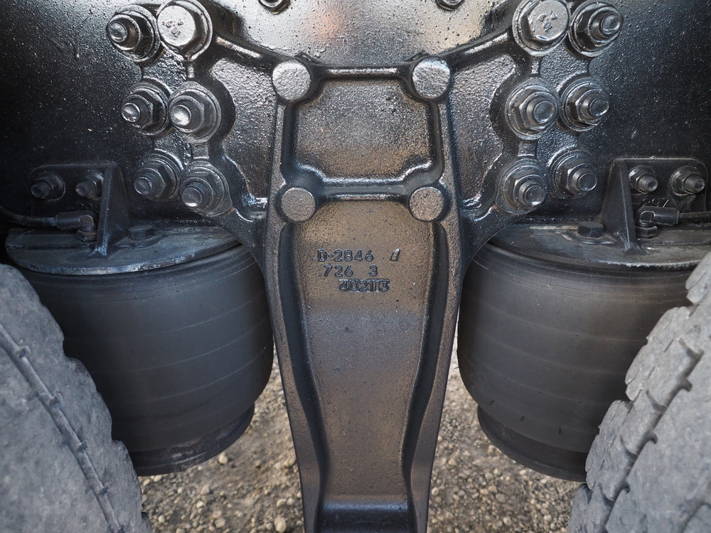 いすゞ ギガ ウイング車 大型 QKG-CYL77A 年式 H26[写真41]