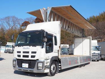いすゞ ギガ ウイング車 大型 QKG-CYL77A 年式 H26 [写真02]