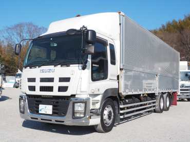 いすゞ ギガ ウイング車 大型 QKG-CYL77A 年式 H26 [写真01]