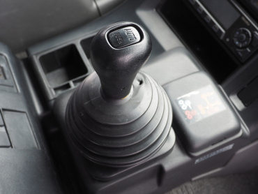 いすゞ ギガ ウイング車 大型 QKG-CYL77A 年式 H26 [写真34]