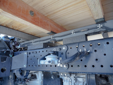 いすゞ エルフ 平ボディ 小型 TKG-NMR85AR 年式 H25[写真30]