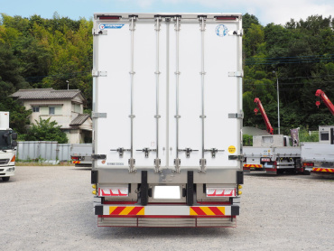 いすゞ ギガ 冷凍バン 大型 2PG-CYL77C 年式 R4[写真05]