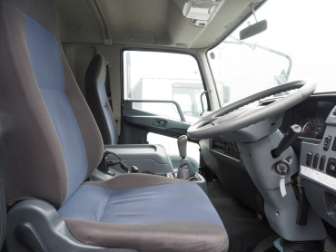 三菱ふそう ファイター バン車 中増t SKG-FK65FY 年式 H23[写真20]