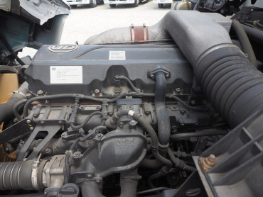UDトラックス クオン 冷凍ウイング 大型 QKG-CD5ZA 年式 H25[写真54]