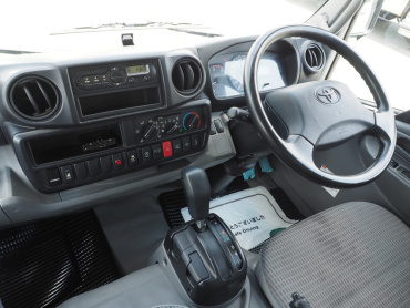 トヨタ トヨエース バン車 小型 TPG-XZC605 年式 H30[写真20]