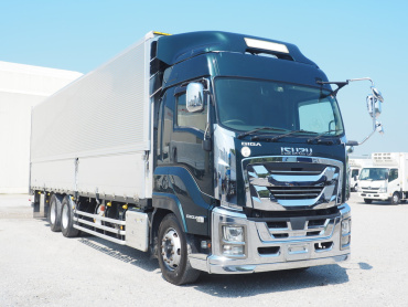 いすゞ ギガ ウイング車 大型 2PG-CYL77C 年式 R1[写真05]