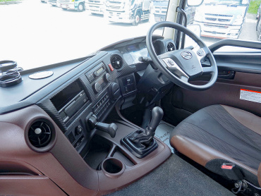 日野 プロフィア ウイング車 大型 2DG-FW1AHG 年式 R1[写真34]
