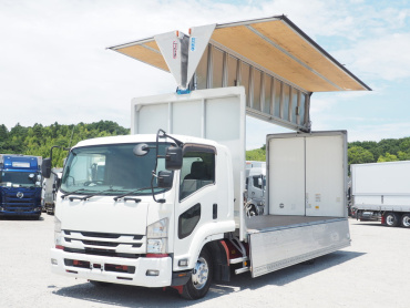 いすゞ フォワード ウイング車 中型 TKG-FRR90S2 年式 H29[写真03]