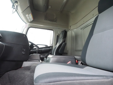 日野 プロフィア ウイング車 大型 QKG-FW1EXBJ 年式 H26[写真38]