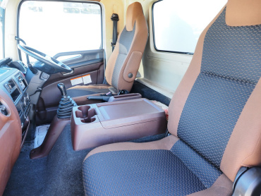 日野 レンジャープロ バン車 中型 2KG-FC2ABA 年式 H30[写真26]