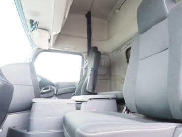 いすゞ ギガ ウイング車 大型 2PG-CYY77C 年式 R2[写真43]