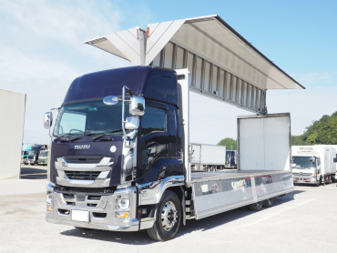 いすゞ ギガ ウイング車 大型 2PG-CYY77C 年式 R2[写真02]