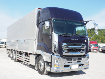いすゞ ギガ ウイング車 大型 2PG-CYY77C 年式 R2[写真04]