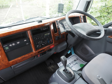 いすゞ エルフ 平ボディ 小型 TRG-NLR85AR 年式 H29[写真27]
