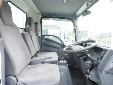 いすゞ エルフ 平ボディ 小型 TKG-NLR85AR 年式 H26[写真20]