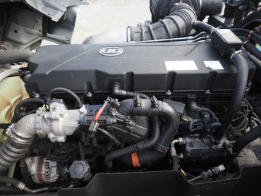 UDトラックス クオン トラクタ 大型 2PG-GK5XAAD 年式 R2[写真42]