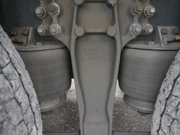 いすゞ ギガ 冷凍バン 大型 QKG-CYL77A 年式 H25[写真35]