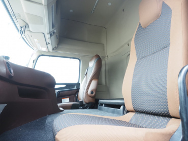 日野 プロフィア ウイング車 大型 2DG-FW1AHG 年式 R1[写真42]
