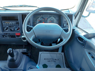 いすゞ エルフ バン車 小型 TKG-NMR85AN 年式 H25[写真19]