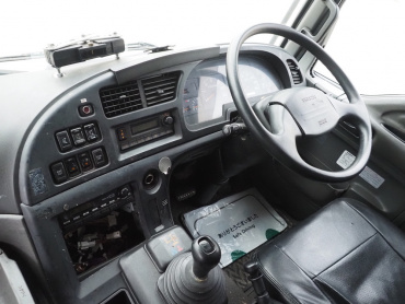 いすゞ ギガ ウイング車 大型 QKG-CYJ77A 年式 H27[写真32]