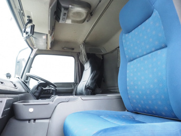 いすゞ ギガ ウイング車 大型 QKG-CYJ77A 年式 H27[写真37]