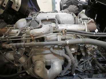 いすゞ ギガ ウイング車 大型 QKG-CYJ77A 年式 H27[写真51]