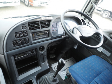 いすゞ ギガ ウイング車 大型 QKG-CYJ77A 年式 H27[写真33]