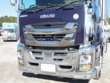 いすゞ ギガ ウイング車 大型 2PG-CYY77C 年式 R2[写真08]