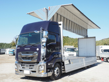 いすゞ ギガ ウイング車 大型 2PG-CYY77C 年式 R2[写真02]