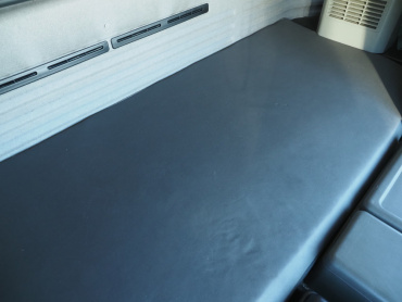 いすゞ ギガ ウイング車 大型 LKG-CYJ77A 年式 H23[写真35]