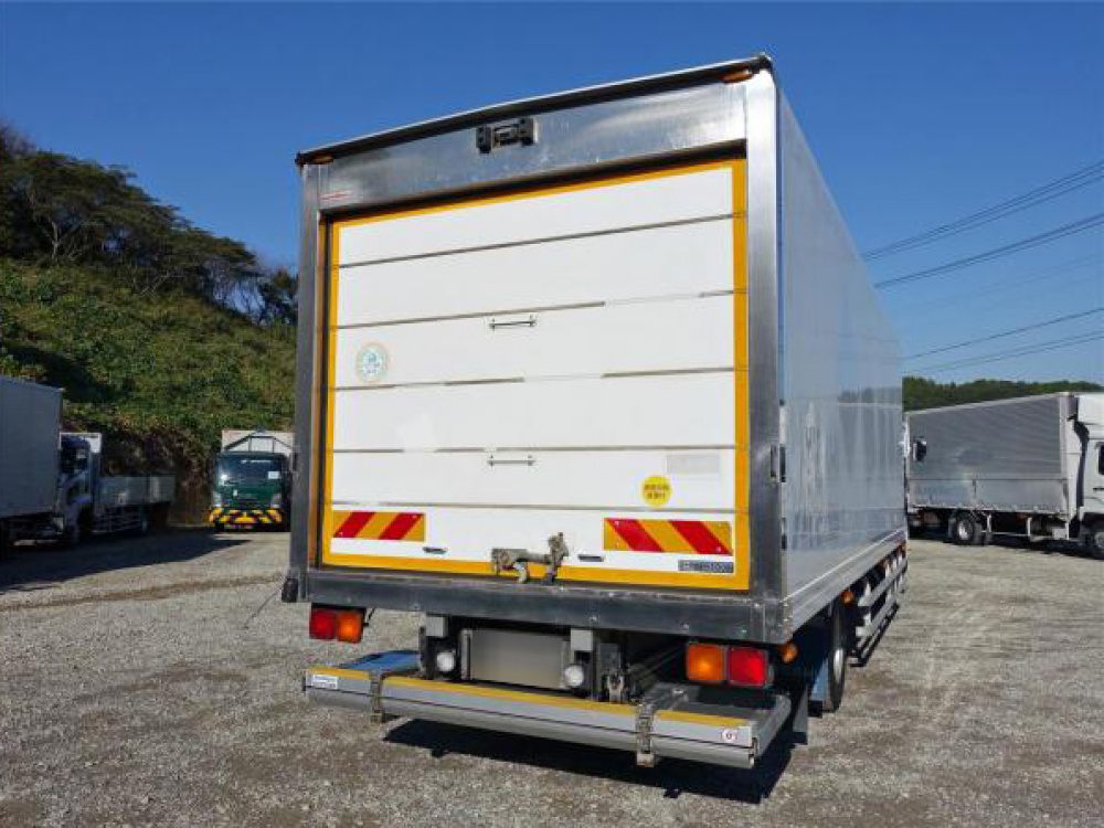 いすゞ フォワード 冷凍バン 中増t SKG-FSR90T2 年式 H29[写真02]