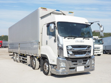 いすゞ ギガ ウイング車 大型 QKG-CYJ77B 年式 H29[写真04]