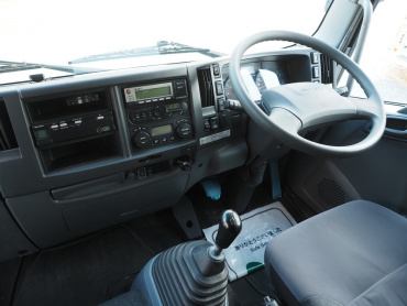 いすゞ フォワード ウイング車 中型 TKG-FRR90S2 年式 H28[写真33]