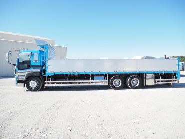 いすゞ ギガ 平ボディ 大型 QKG-CYL77A 年式 H28[写真12]