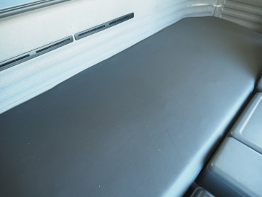 いすゞ ギガ 平ボディ 大型 QKG-CYL77A 年式 H28[写真29]
