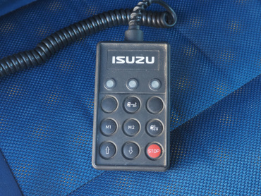 いすゞ ギガ 平ボディ 大型 QKG-CYL77A 年式 H28[写真28]