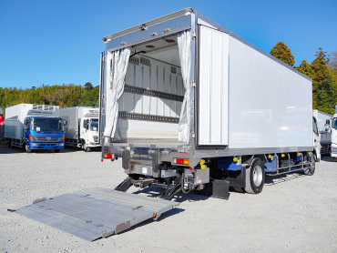 三菱ふそう キャンター 冷凍バン 小型 2RG-FED90 年式 R3[写真24]