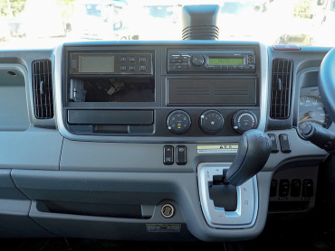 三菱ふそう キャンター 冷凍バン 小型 2RG-FED90 年式 R3[写真32]