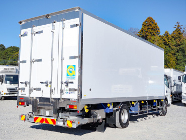 三菱ふそう キャンター 冷凍バン 小型 2RG-FED90 年式 R3[写真04]