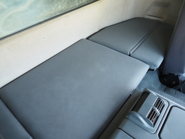 三菱ふそう スーパーグレート 冷凍バン 大型 BDG-FU54JZ 年式 H22[写真37]