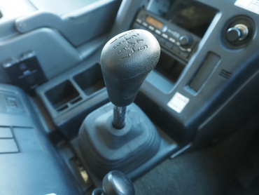 いすゞ ギガ ウイング車 大型 QKG-CYJ77A 年式 H28[写真32]