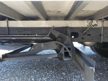 いすゞ フォワード 冷凍バン 中増t SKG-FSR90T2 年式 H29 [写真05]