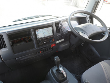 いすゞ エルフ バン車 小型 TRG-NPR85AN 年式 H29[写真22]