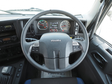 いすゞ ギガ ウイング車 大型 2PG-CYJ77CA 年式 H29[写真32]