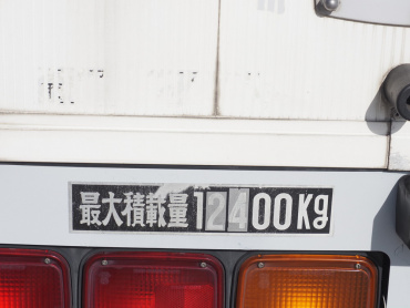 いすゞ ギガ 冷凍ウイング 大型 QKG-CYJ77A 年式 H27[写真30]